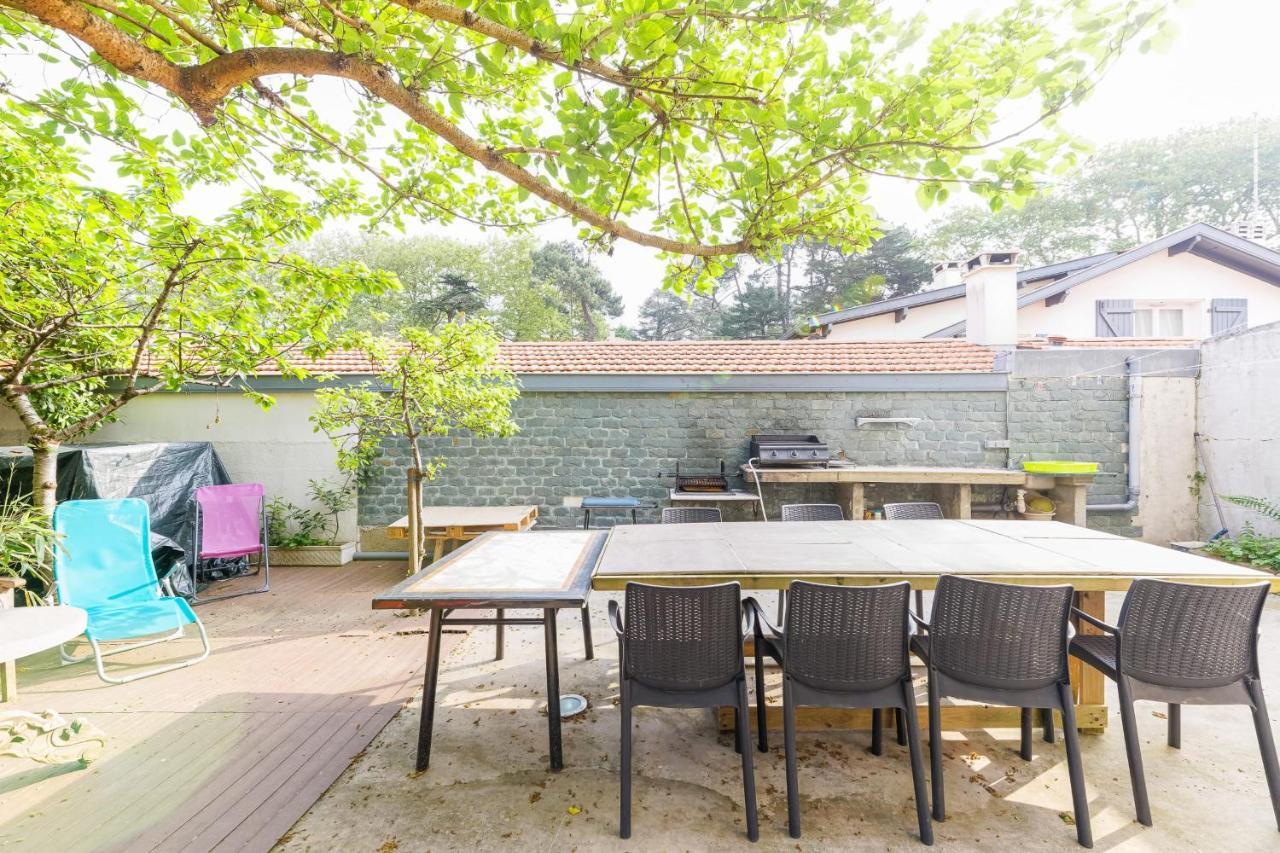 Le Doolie'S Biarritz - Siquijor Chambre Privee - Garden - Lounge Dış mekan fotoğraf